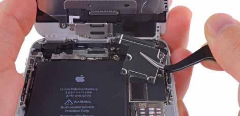 iPhone-6-Screen-Repair-Step-Two